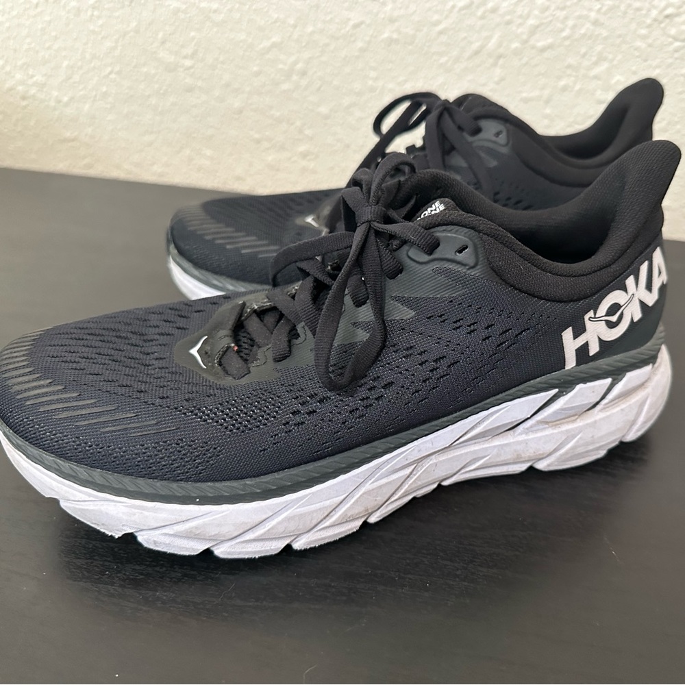 Hoka One One Clifton 7